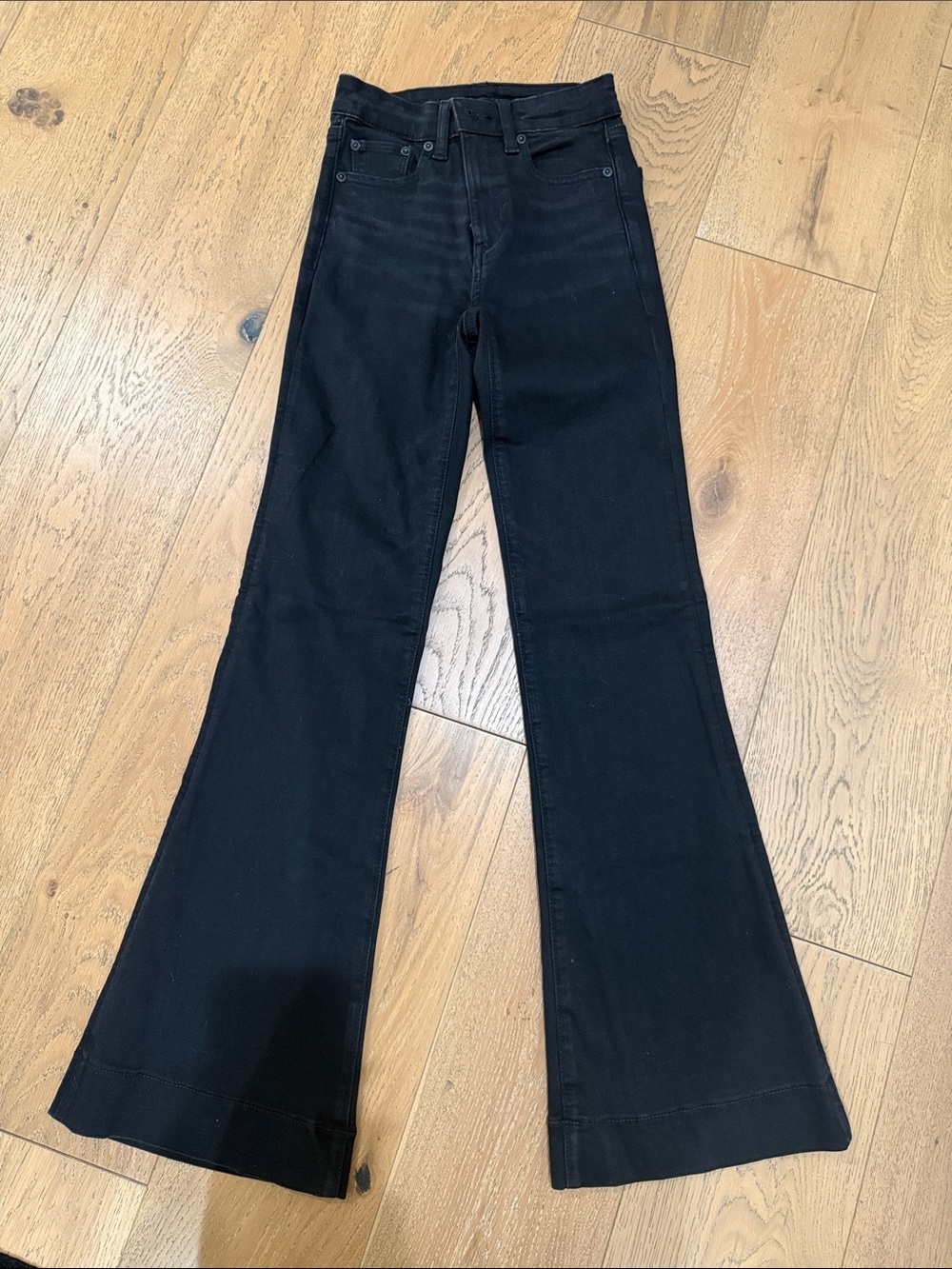 American Eagle Next Level Stretch Black Flare Jeans — Size 000 Regular